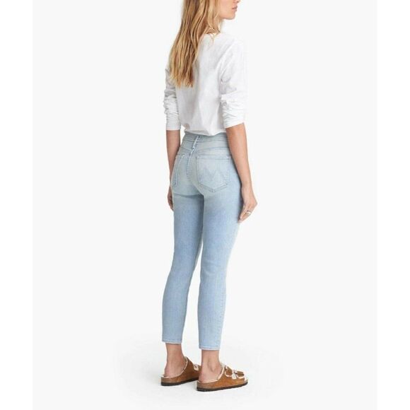 NWT MOTHER DENIM Sz 26 THE LOOKER CROP IN SWIMMING POOL SUNDAY LIGHT BLUE - Picture 4 of 5